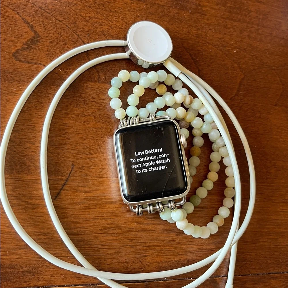 Authentic Apple Watch Series 2 / 42MM with Charger! PLEASE READ DESCRIPTION!!